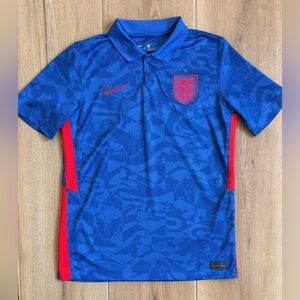 Nike England FC. Boys XL World Cup Blue Polo Shirt. Three Lions On A Shirt.